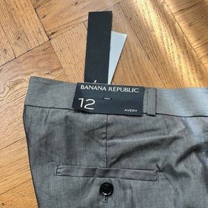 New! Lightweight BR Avery Silk/Rayon Cropped Pants size 12